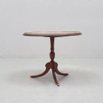 1346 2378 PEDESTAL TABLE